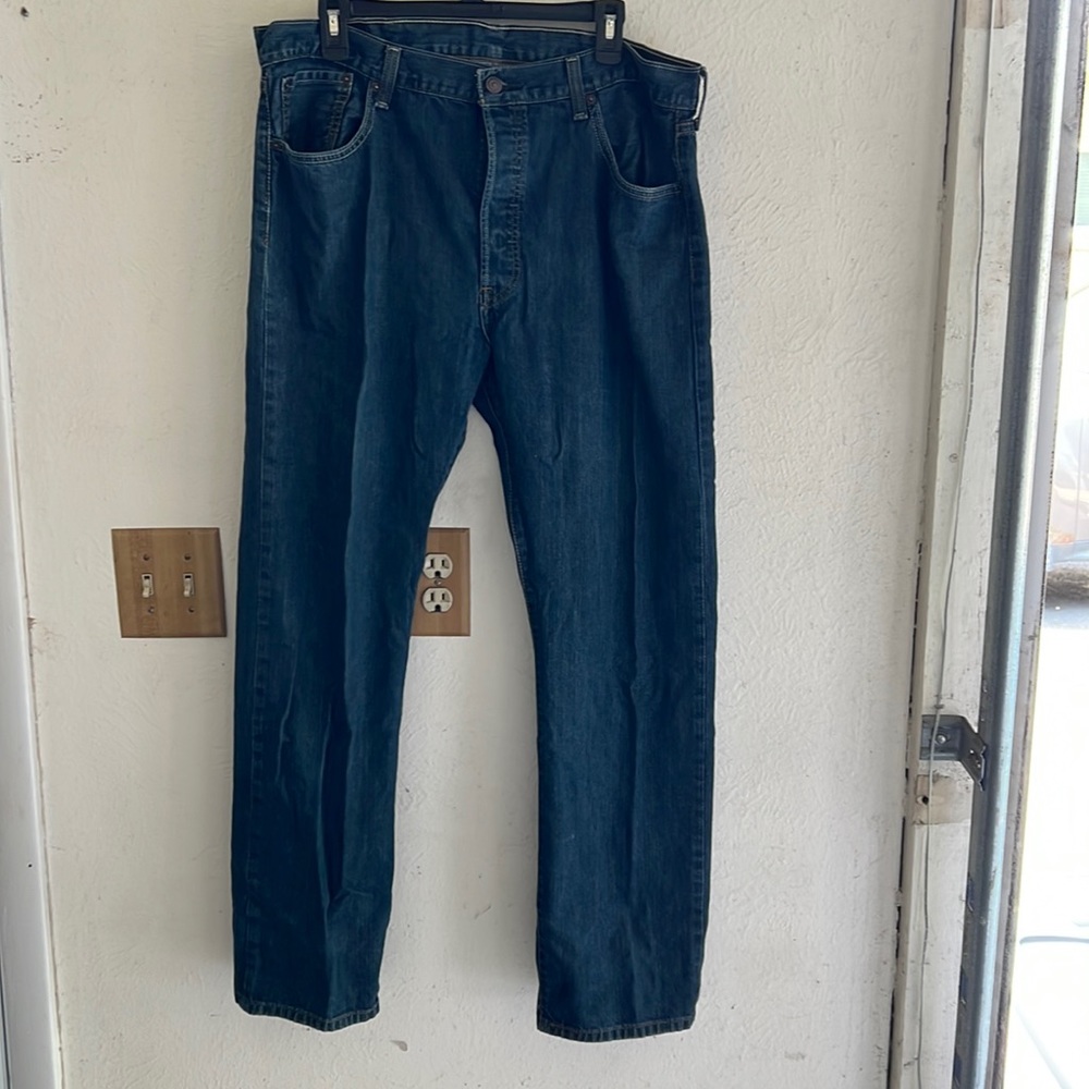Men’s Levi 501 jeans with buttons, 38 waist x 32 inseam